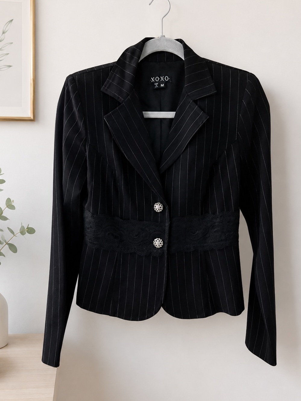 Xoxo Y2K women’s blazer Black sz M pinstripe with lace waist